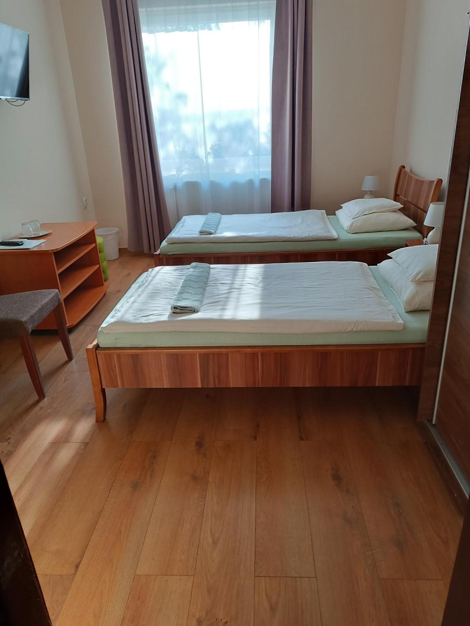 Szilvia Panzio Gyomaendrod住宿加早餐旅馆 外观 照片